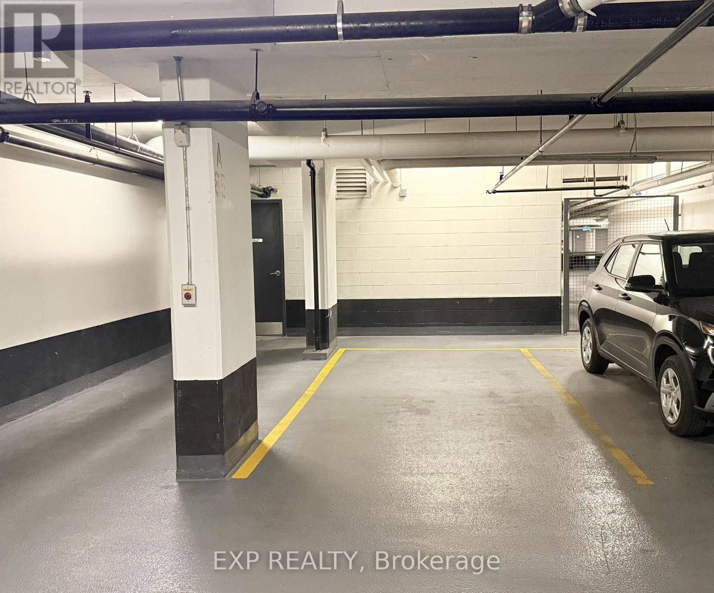 512 - 621 Sheppard Avenue E Property Photo 8