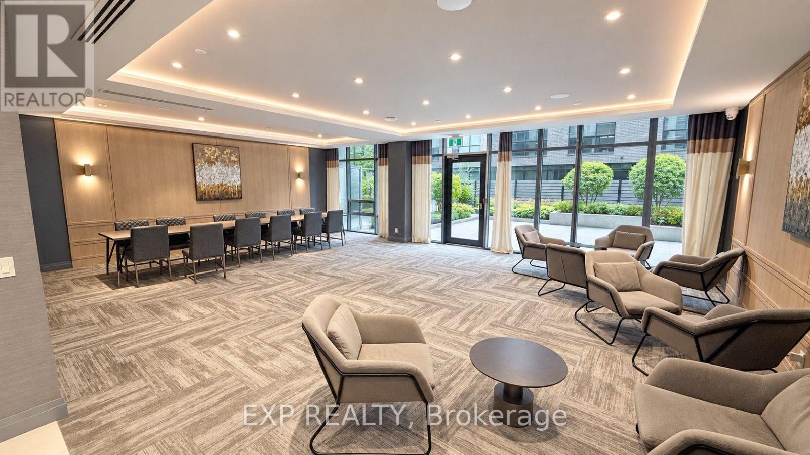 512 - 621 Sheppard Avenue E Property Photo 29
