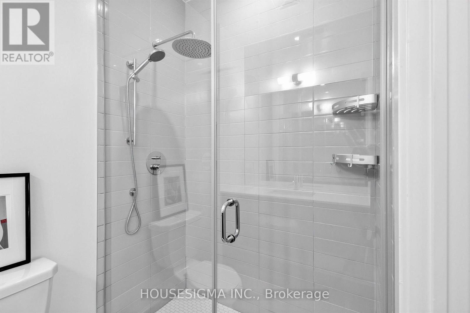 310 - 11 Lillian Street Property Photo 13