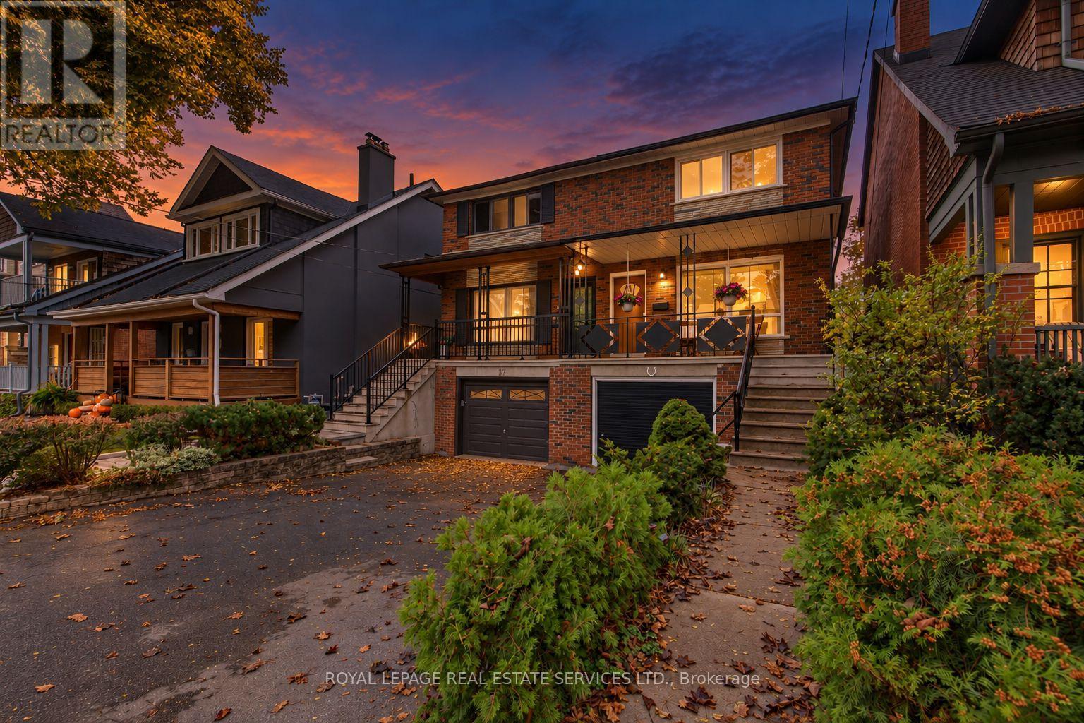39 Albertus Avenue Property Photo 1