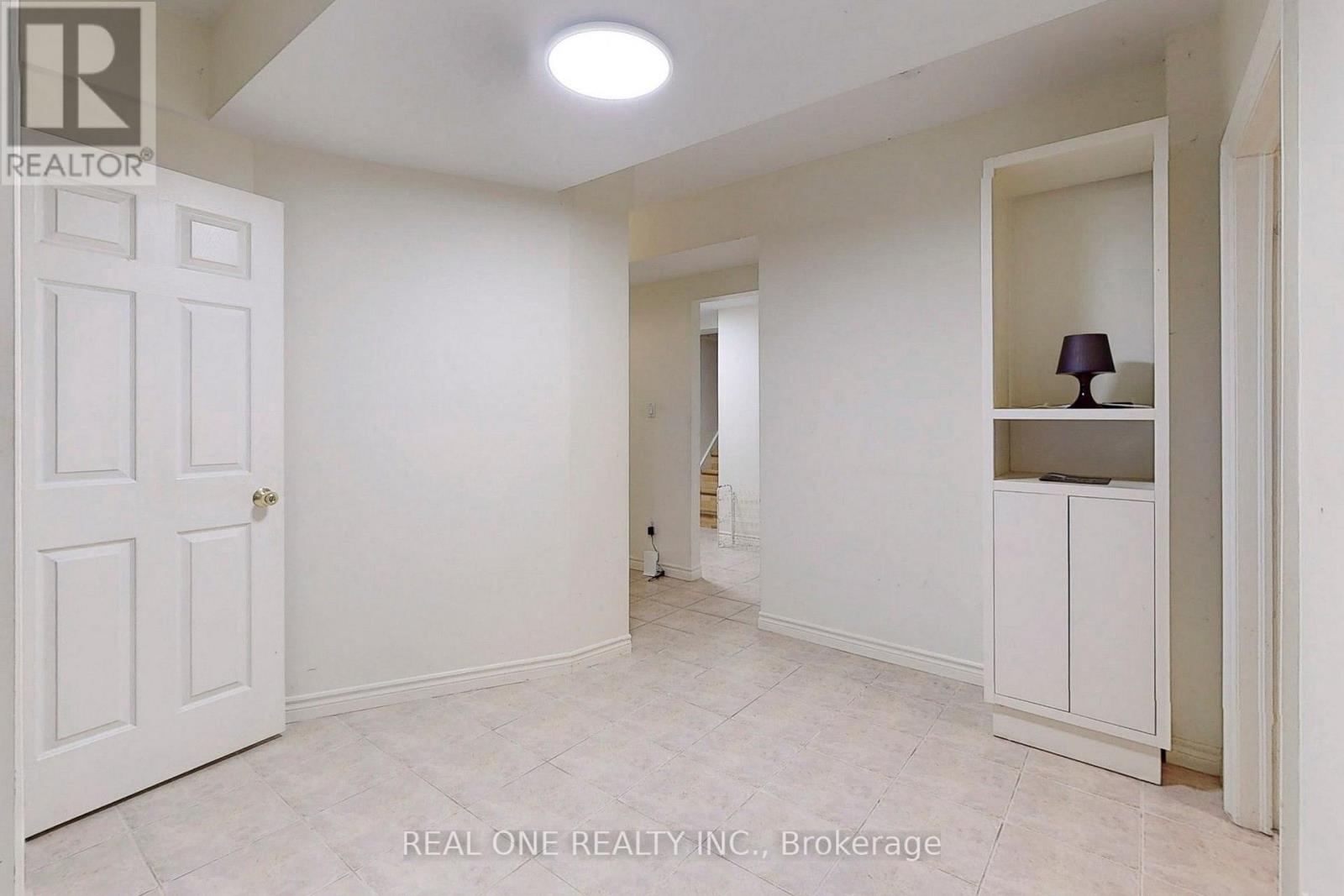 75 Green Meadows Circle Property Photo 11