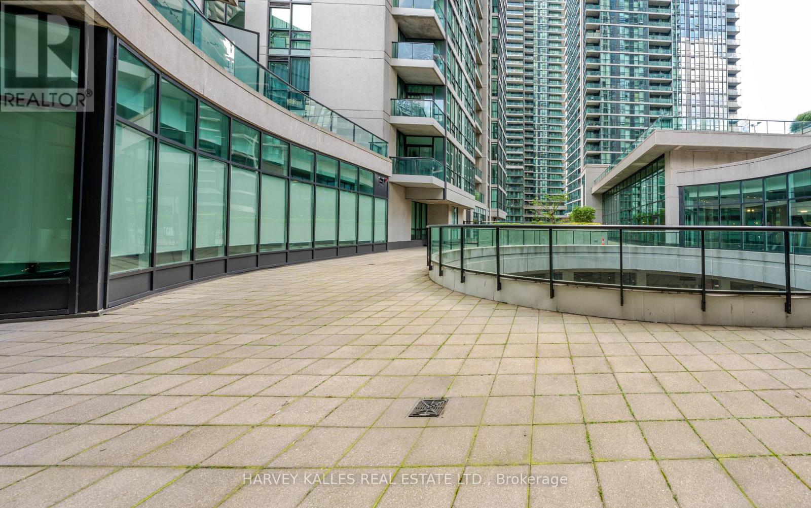 3211 - 16 Yonge Street Property Photo 33