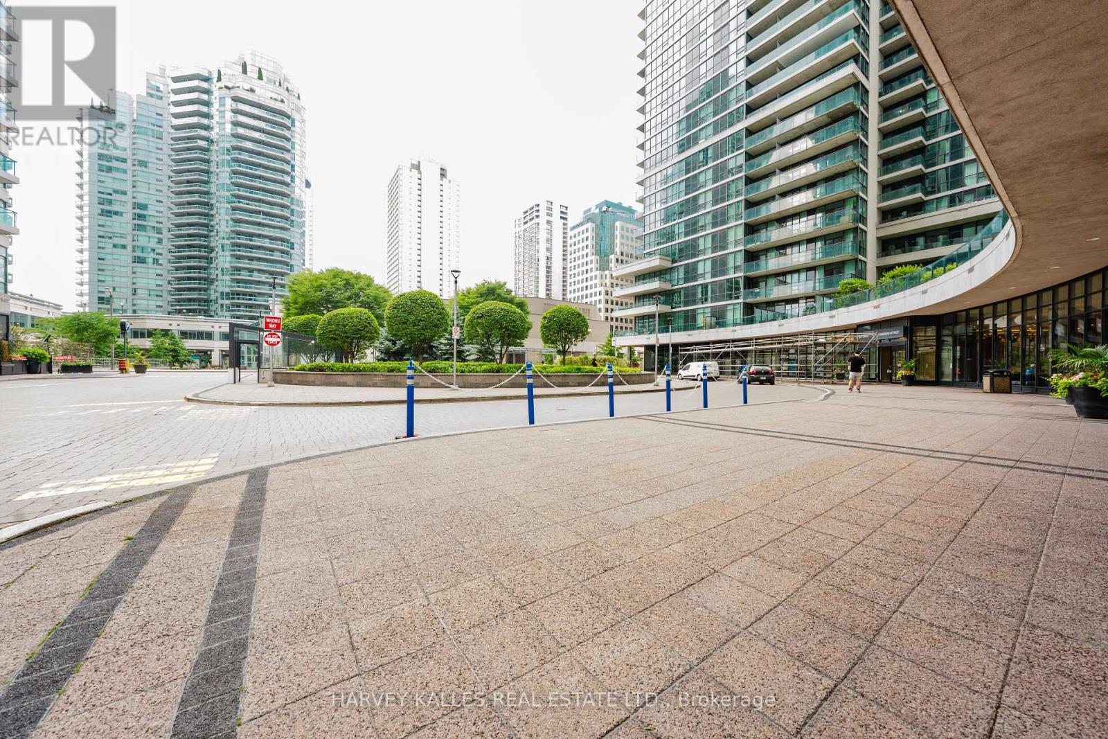 3211 - 16 Yonge Street Property Photo 40