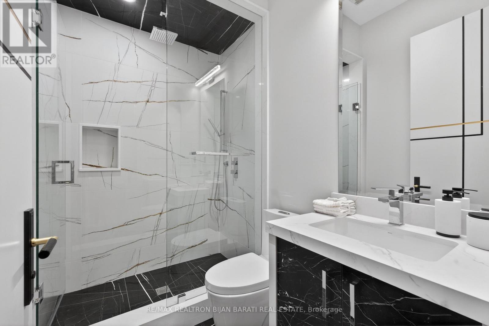164 Norton Avenue Property Photo 31