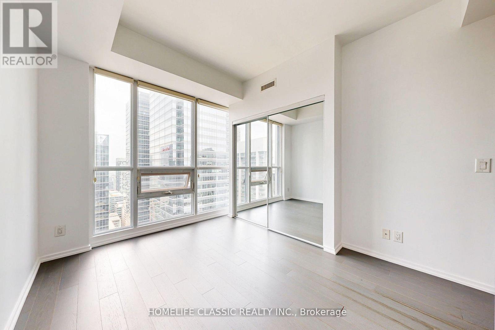 4006 - 70 Temperance Street Property Photo 5