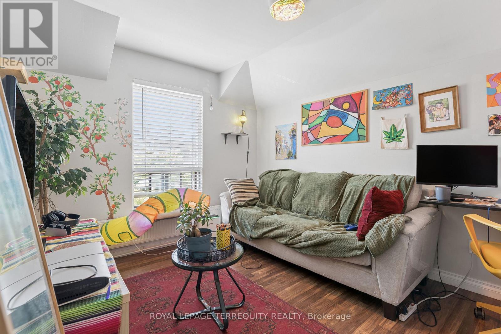 167 Westmount Avenue Property Photo 16