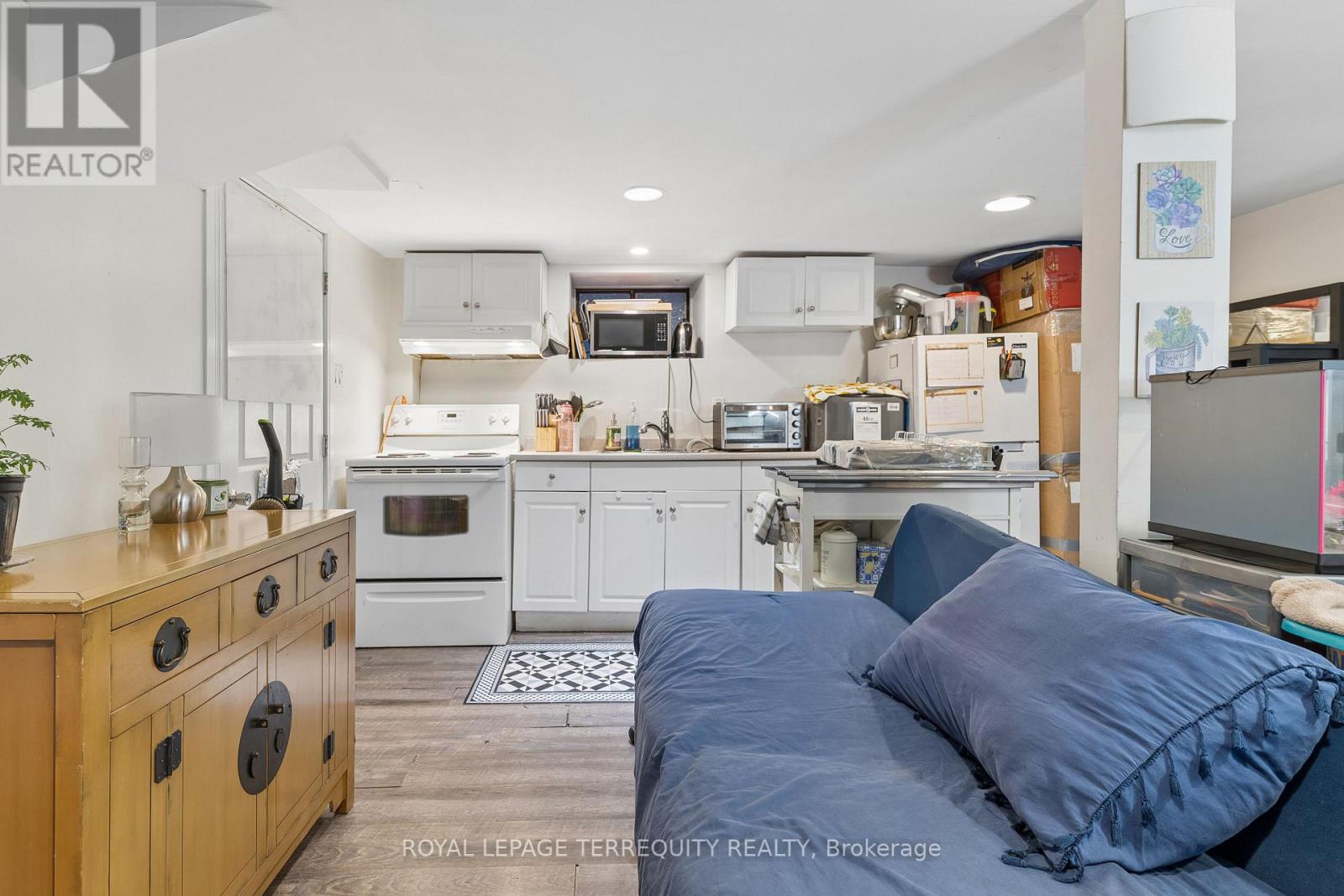 167 Westmount Avenue Property Photo 20