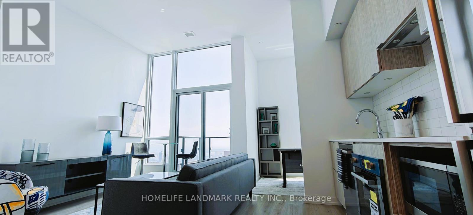 5501 - 395 Bloor Street W Property Photo 7