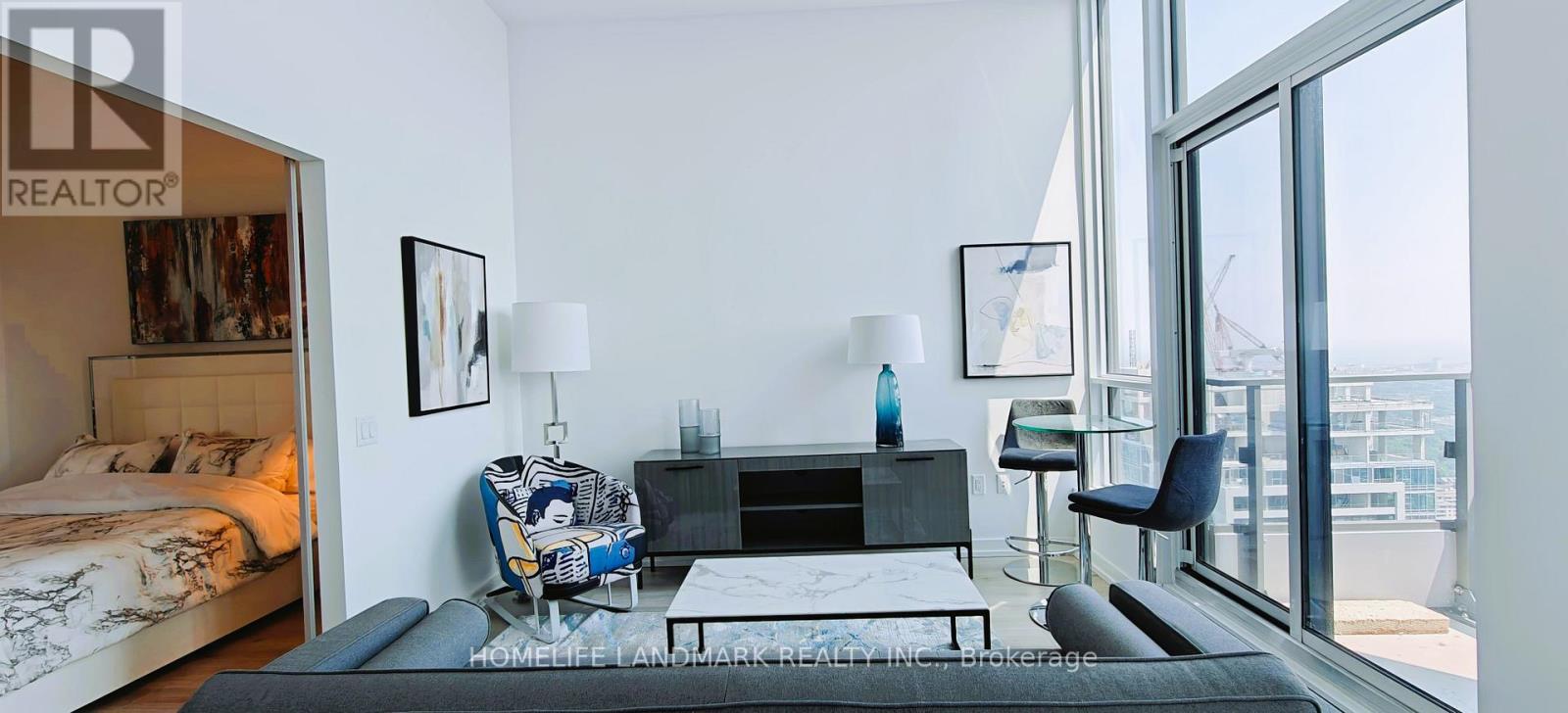 5501 - 395 Bloor Street W Property Photo 8