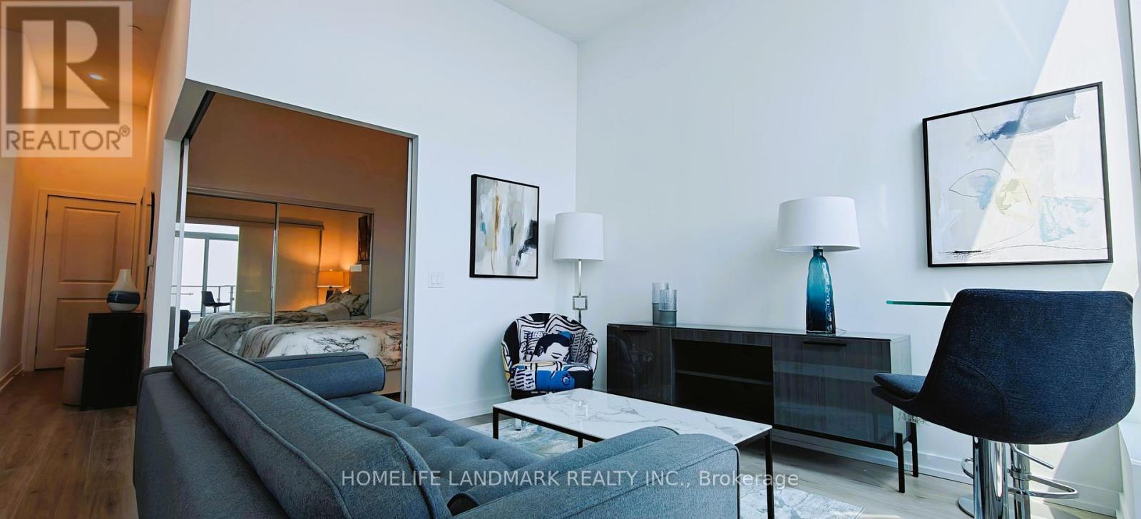 5501 - 395 Bloor Street W Property Photo 12
