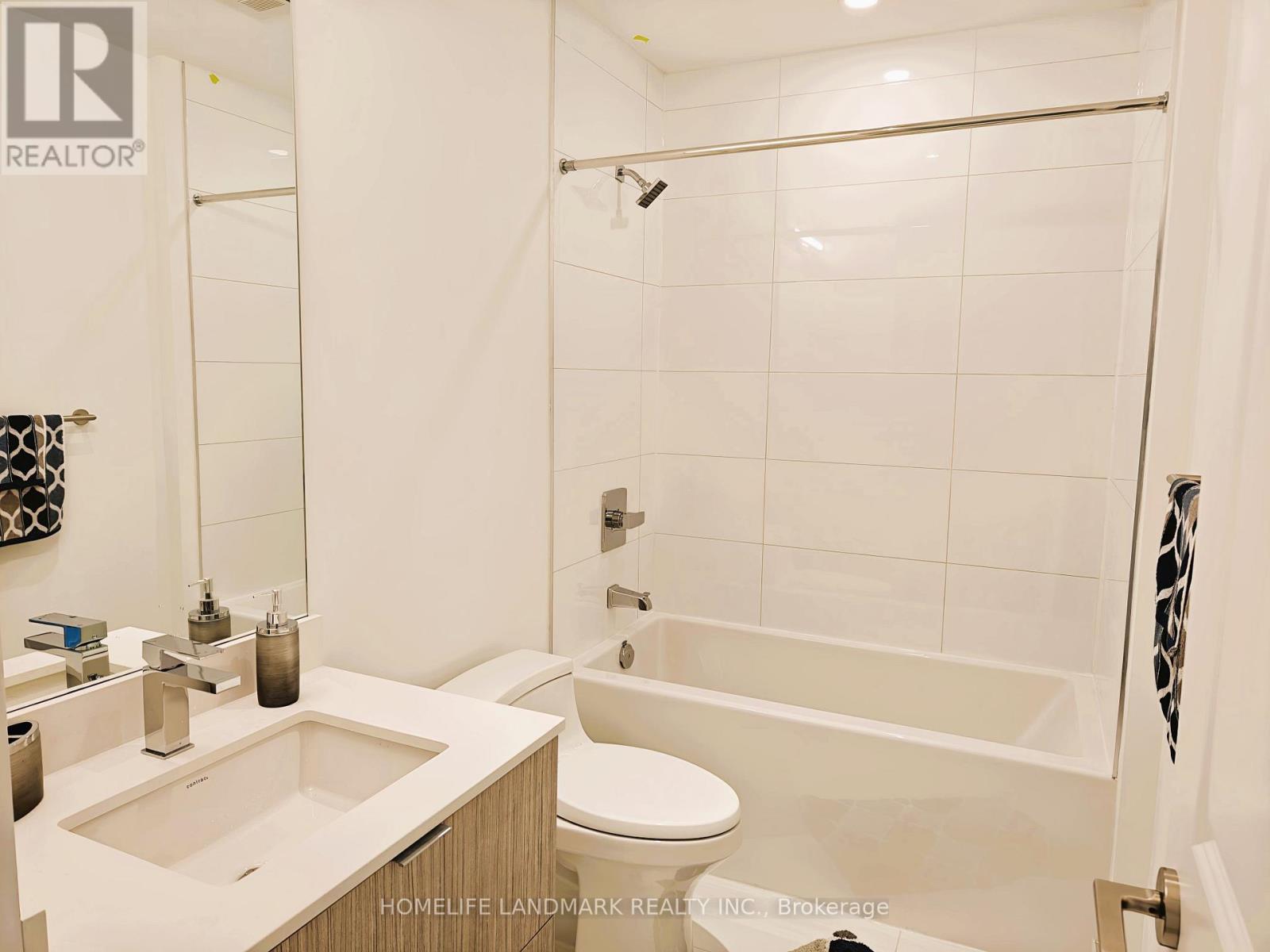5501 - 395 Bloor Street W Property Photo 15