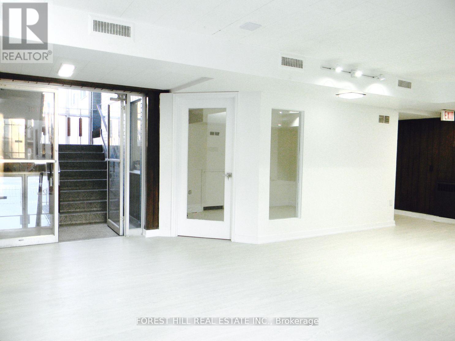 200 - 226 Bathurst Street Property Photo 7