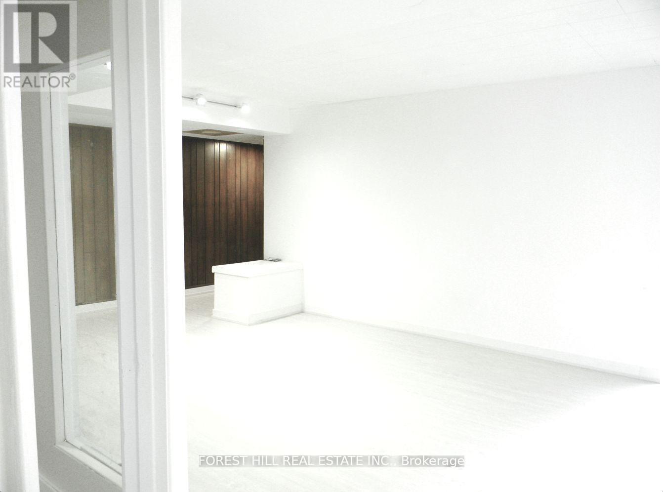 200 - 226 Bathurst Street Property Photo 15