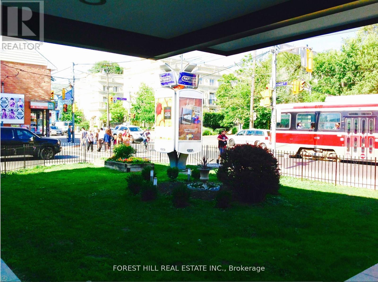 200 - 226 Bathurst Street Property Photo 18