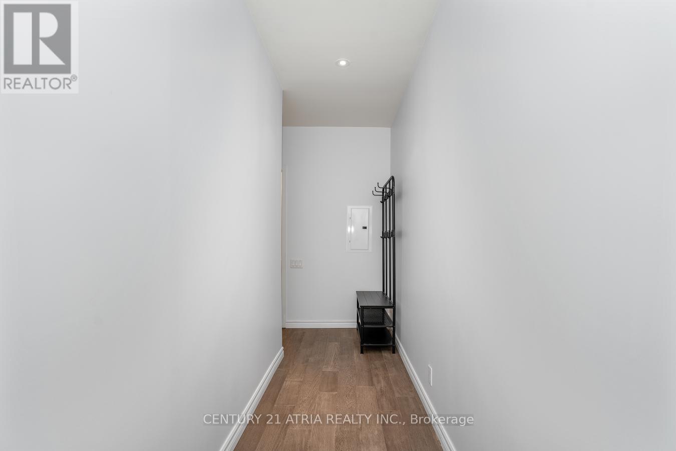 207 - 5 St Joseph Street Property Photo 7