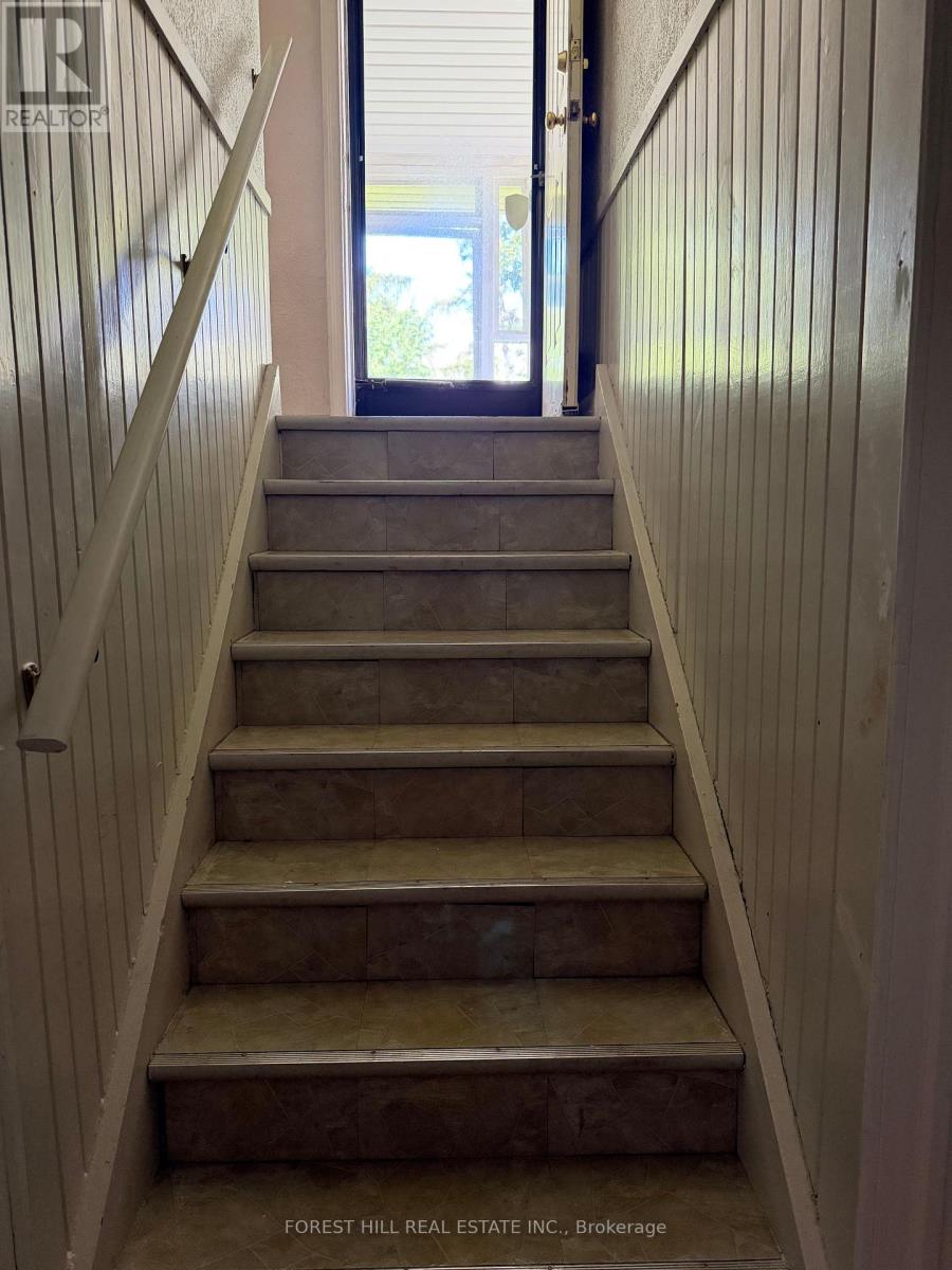 55 Craigmore Crescent Property Photo 24