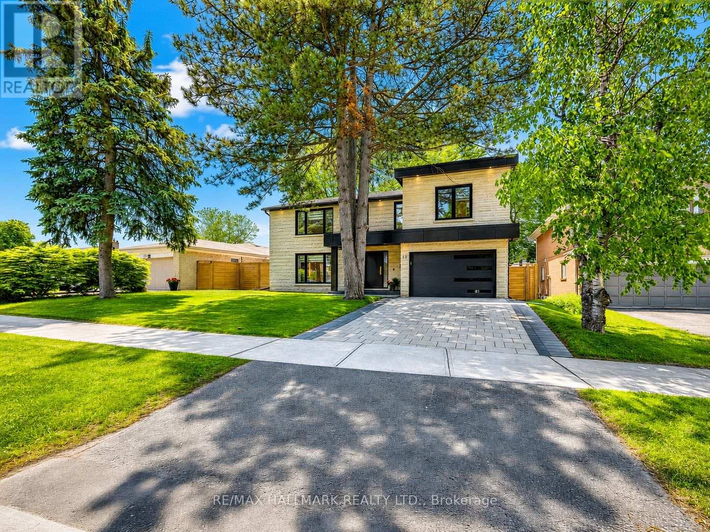 30 Kellythorne Drive Property Photo 2