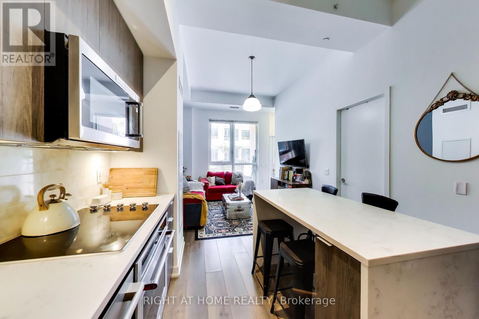 113 - 38 Iannuzzi Street Property Photo 8