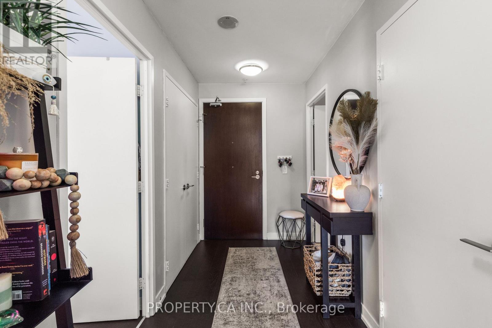 N122 - 120 Bayview Avenue Property Photo 3