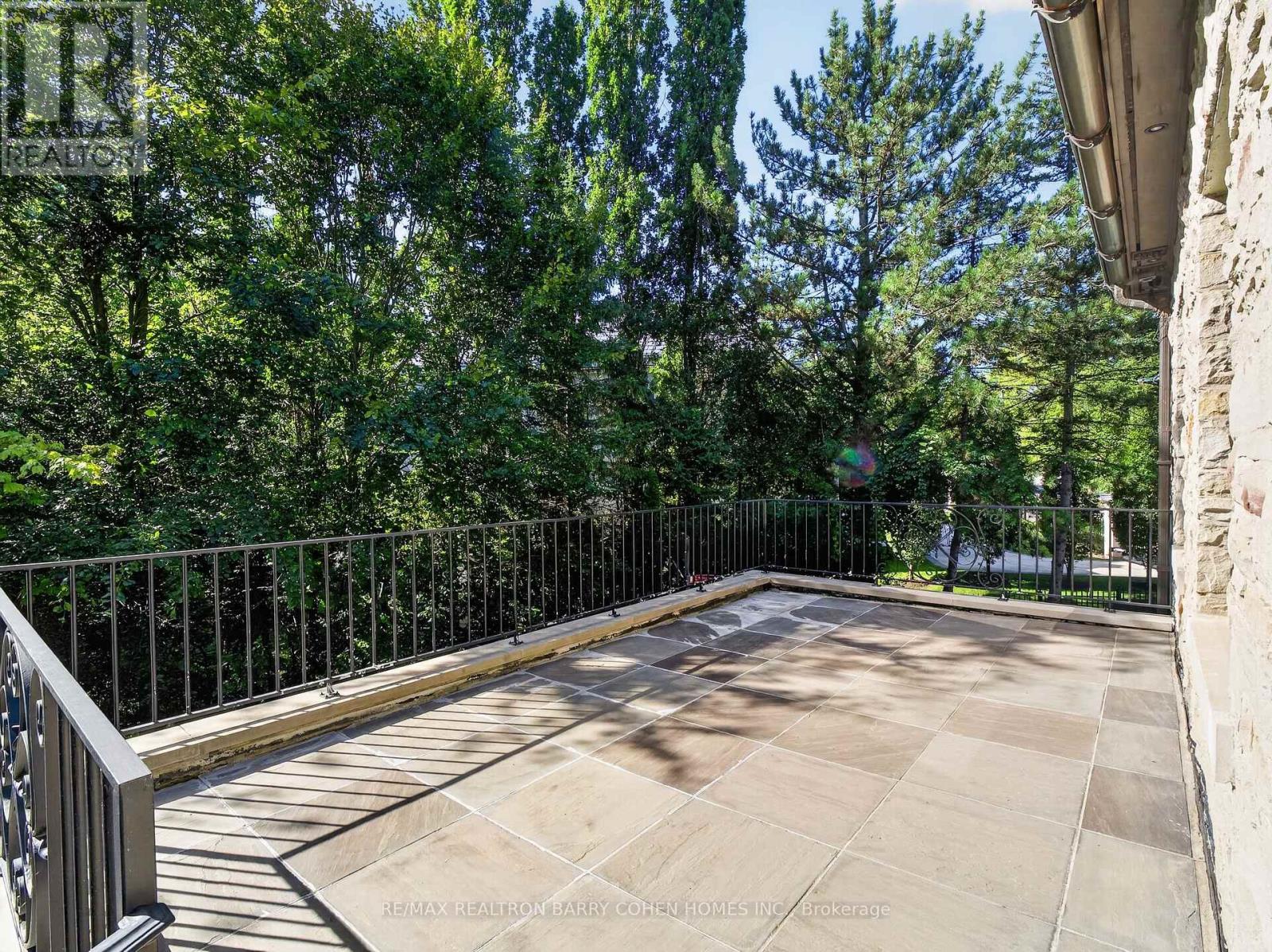 25 Tudor Gate Property Photo 17