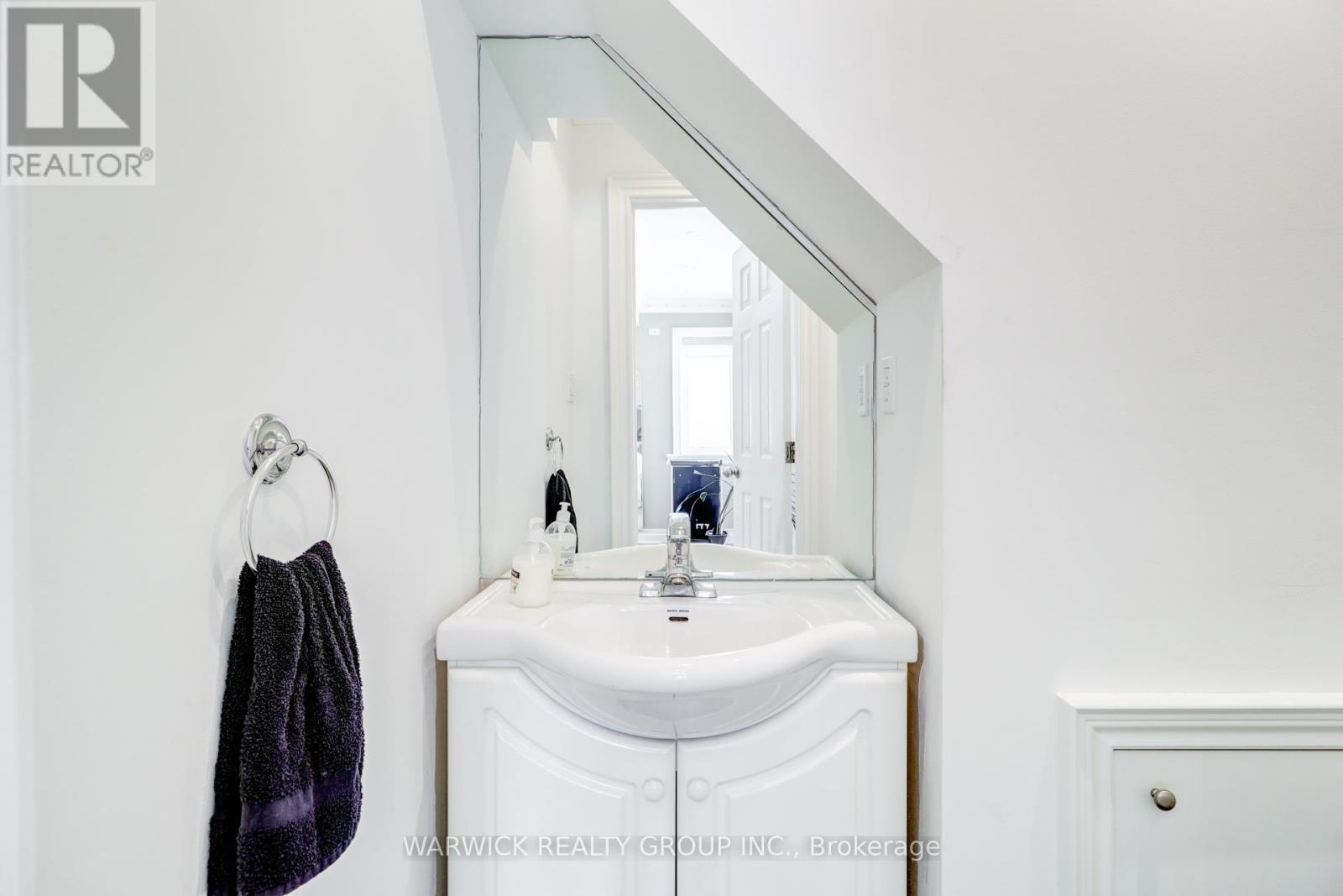 123 Sheppard Avenue E Property Photo 13