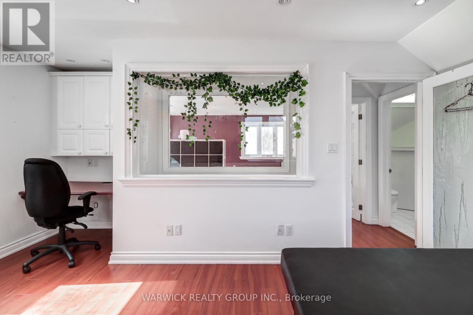 123 Sheppard Avenue E Property Photo 21