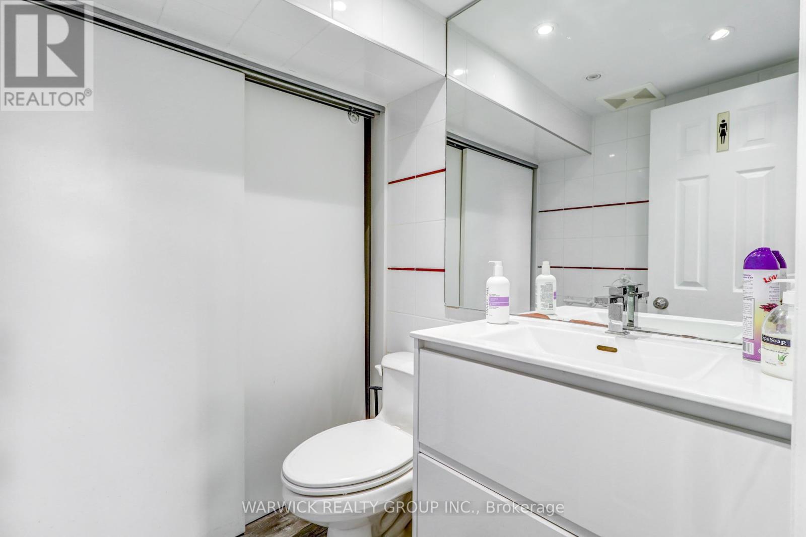 123 Sheppard Avenue E Property Photo 26