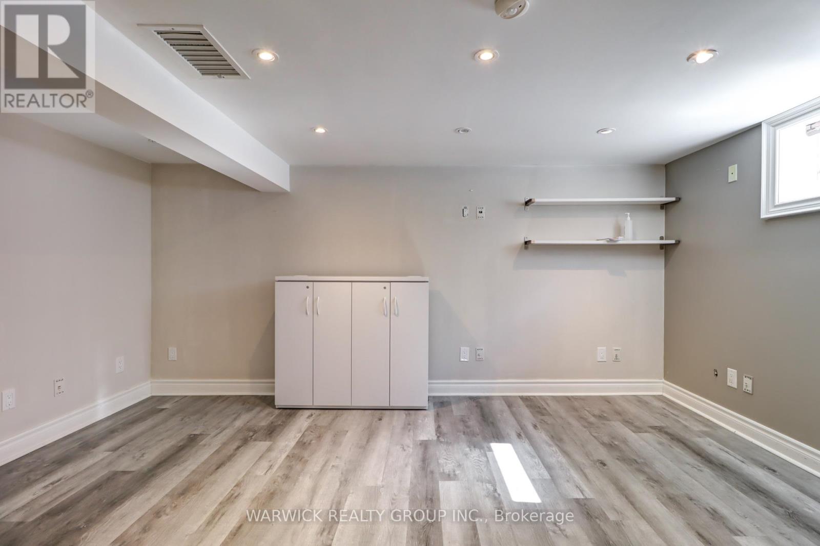 123 Sheppard Avenue E Property Photo 28