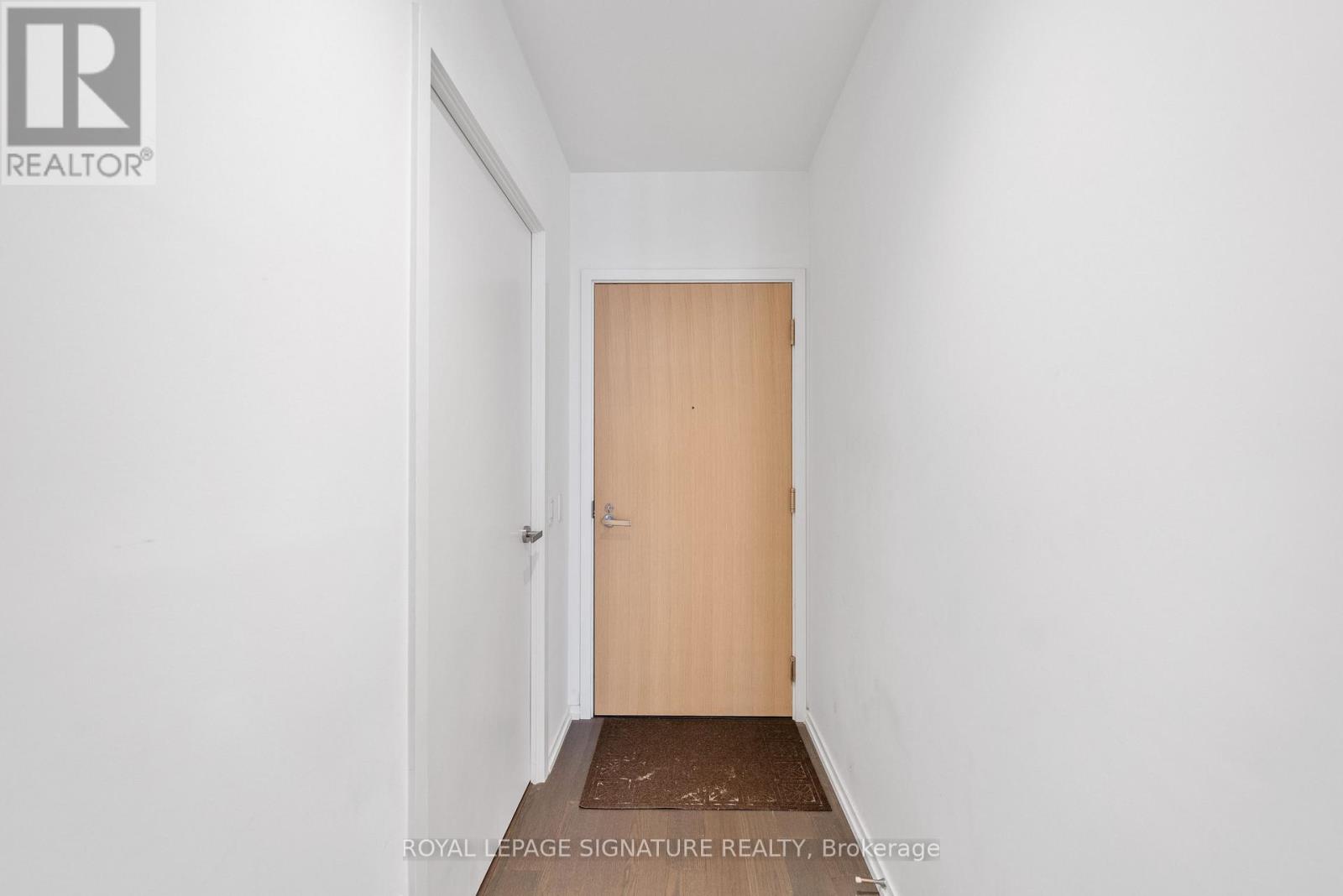 1010 - 5 Soudan Avenue Property Photo 8