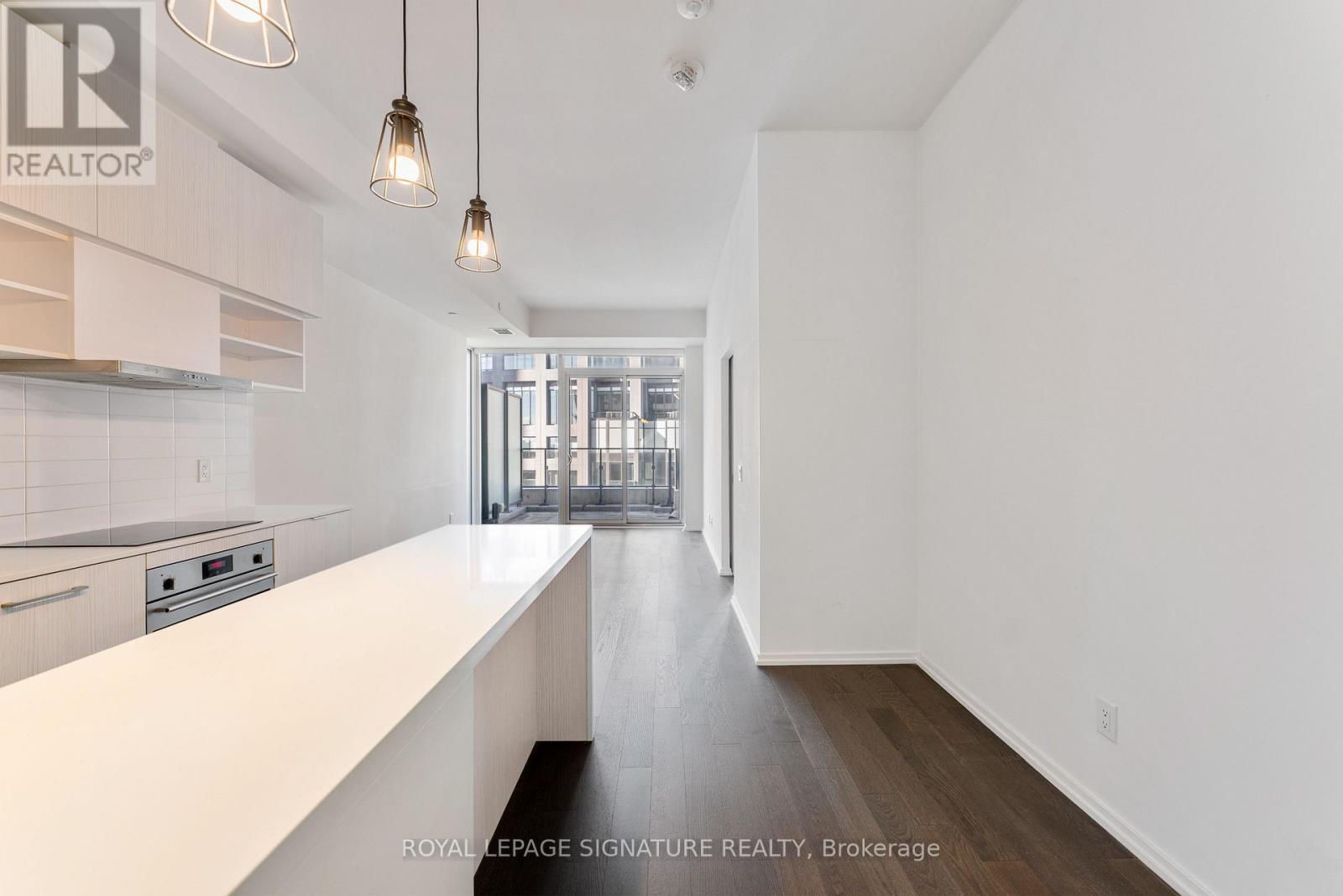 1010 - 5 Soudan Avenue Property Photo 19