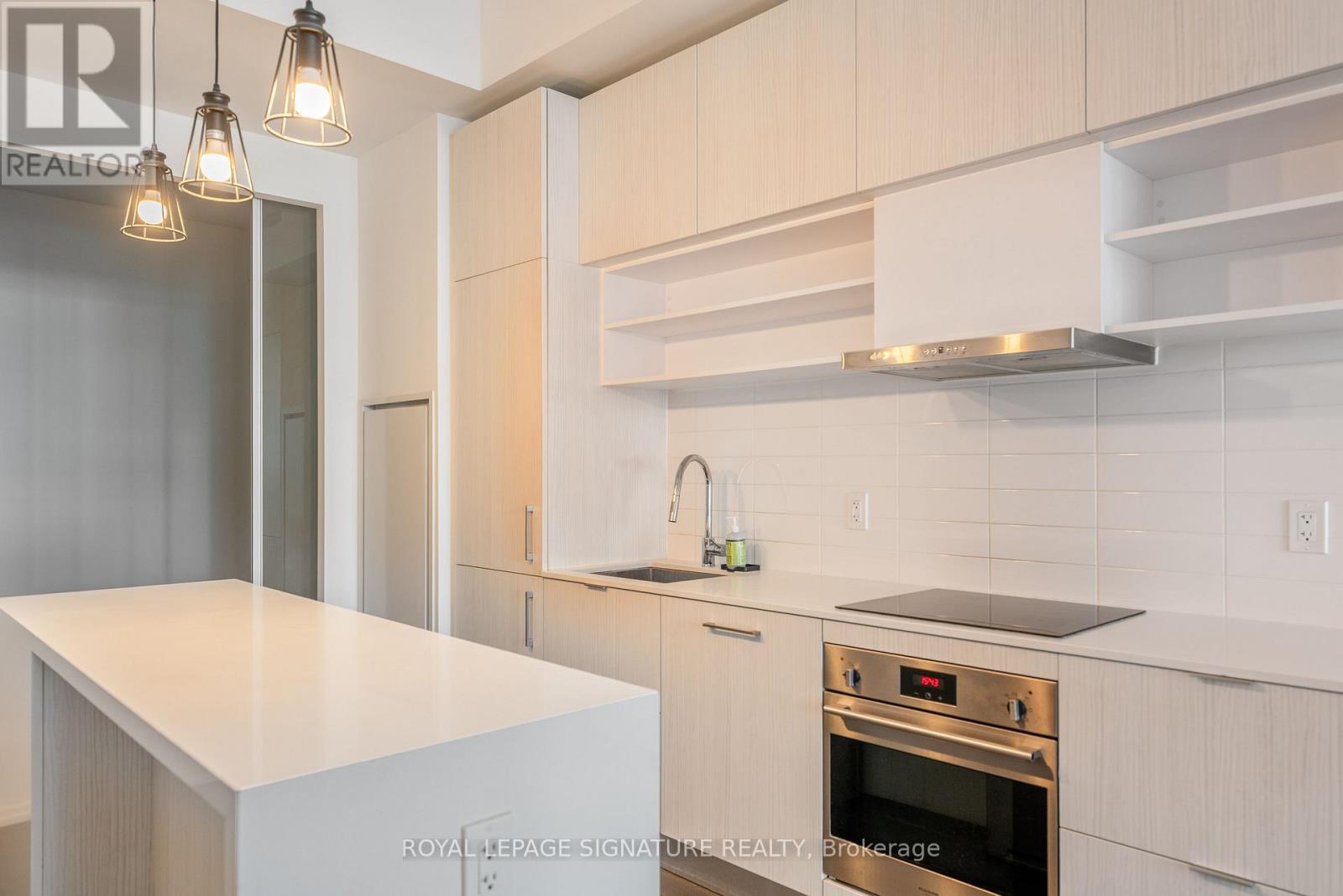 1010 - 5 Soudan Avenue Property Photo 22