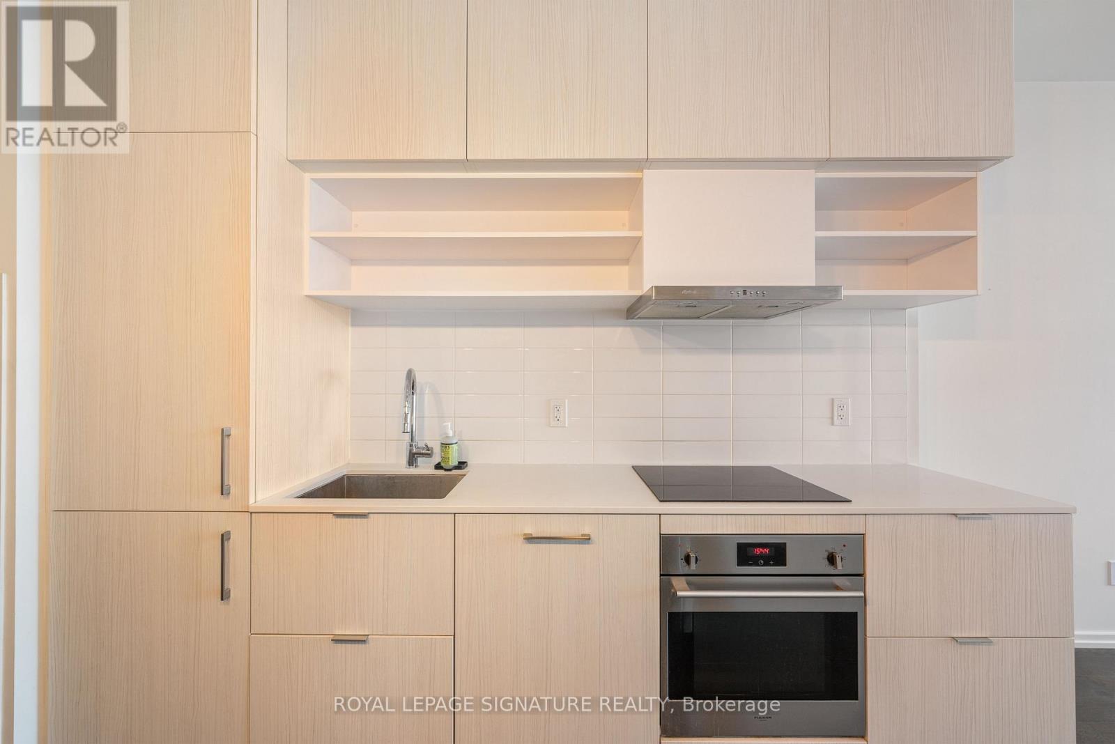 1010 - 5 Soudan Avenue Property Photo 25