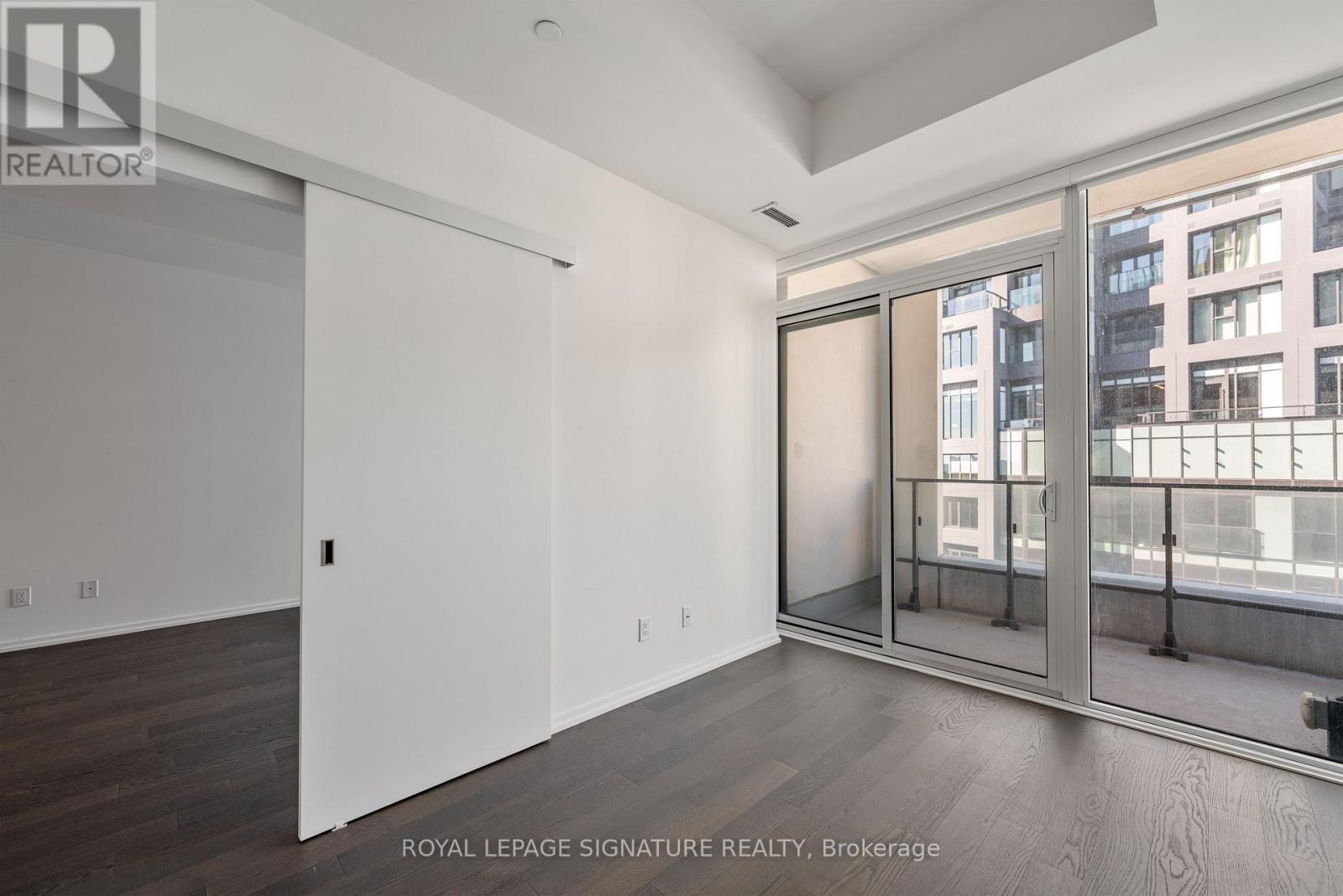 1010 - 5 Soudan Avenue Property Photo 32