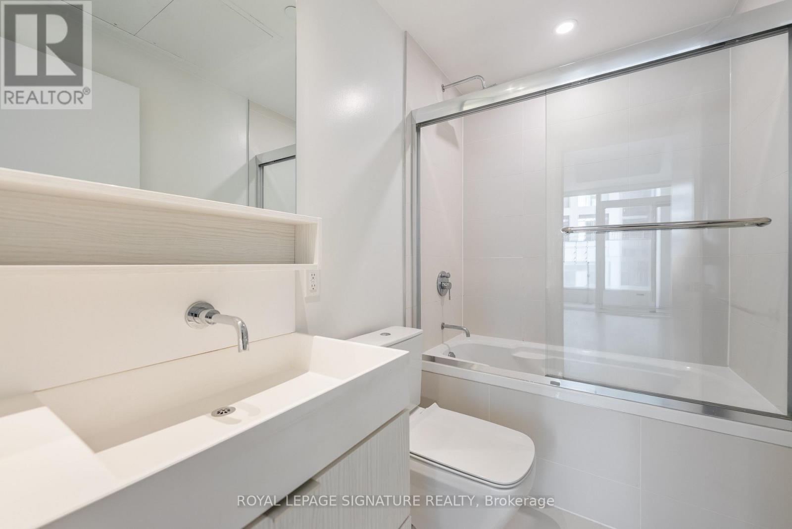1010 - 5 Soudan Avenue Property Photo 34