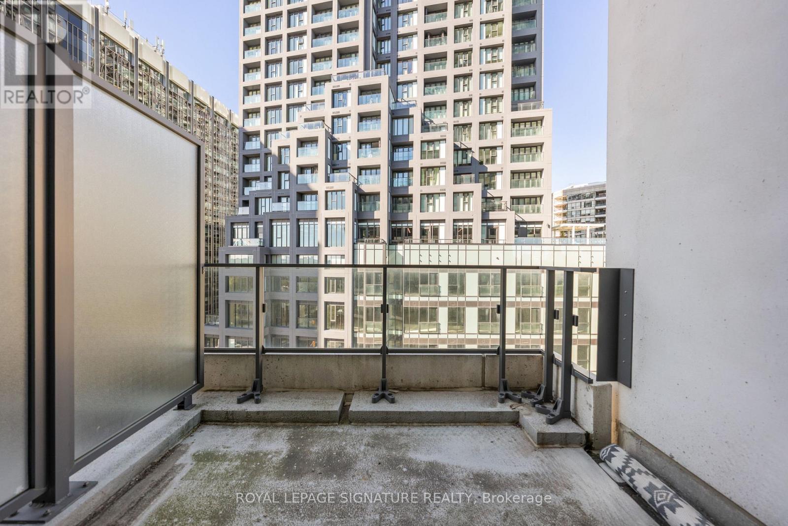 1010 - 5 Soudan Avenue Property Photo 40