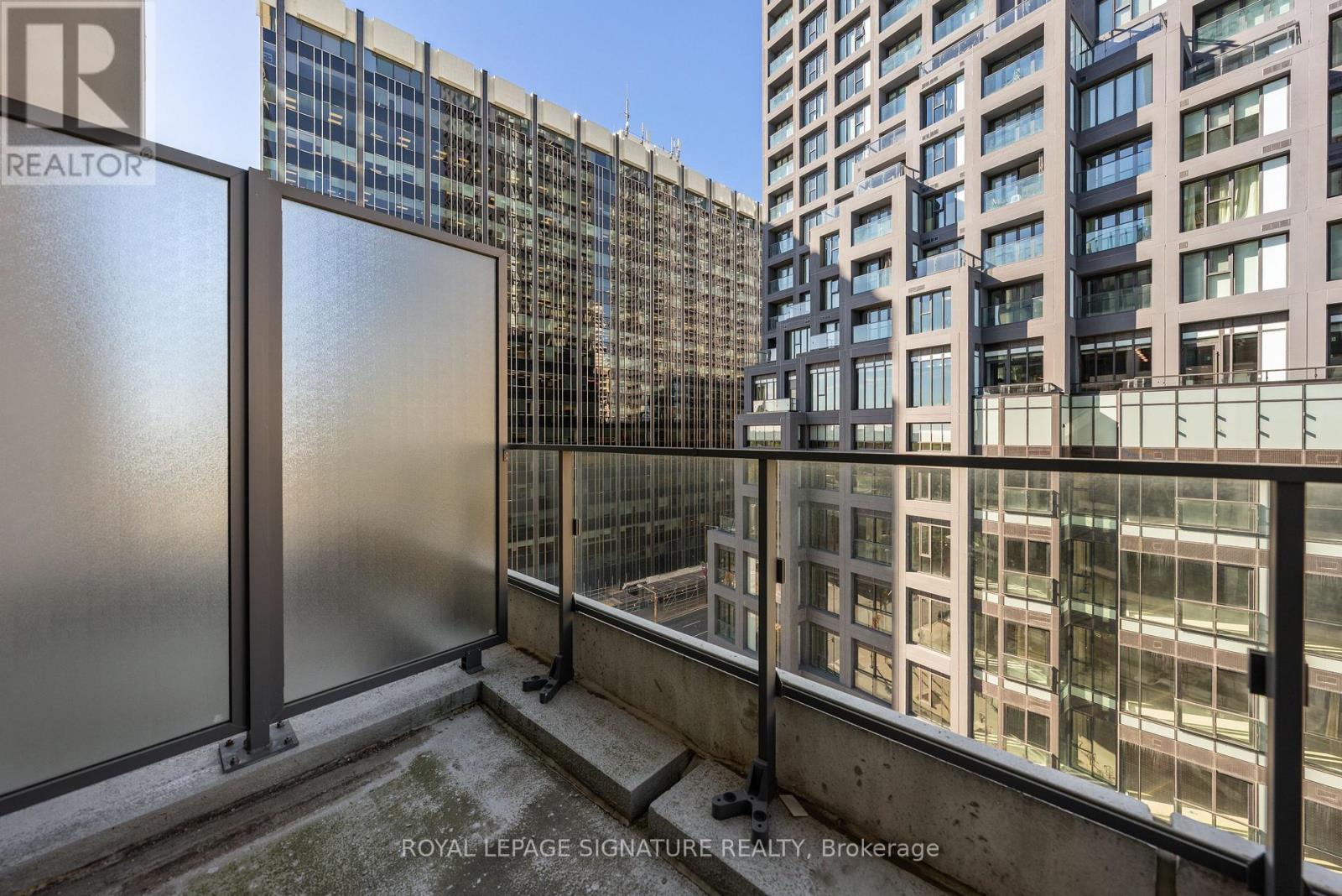 1010 - 5 Soudan Avenue Property Photo 41