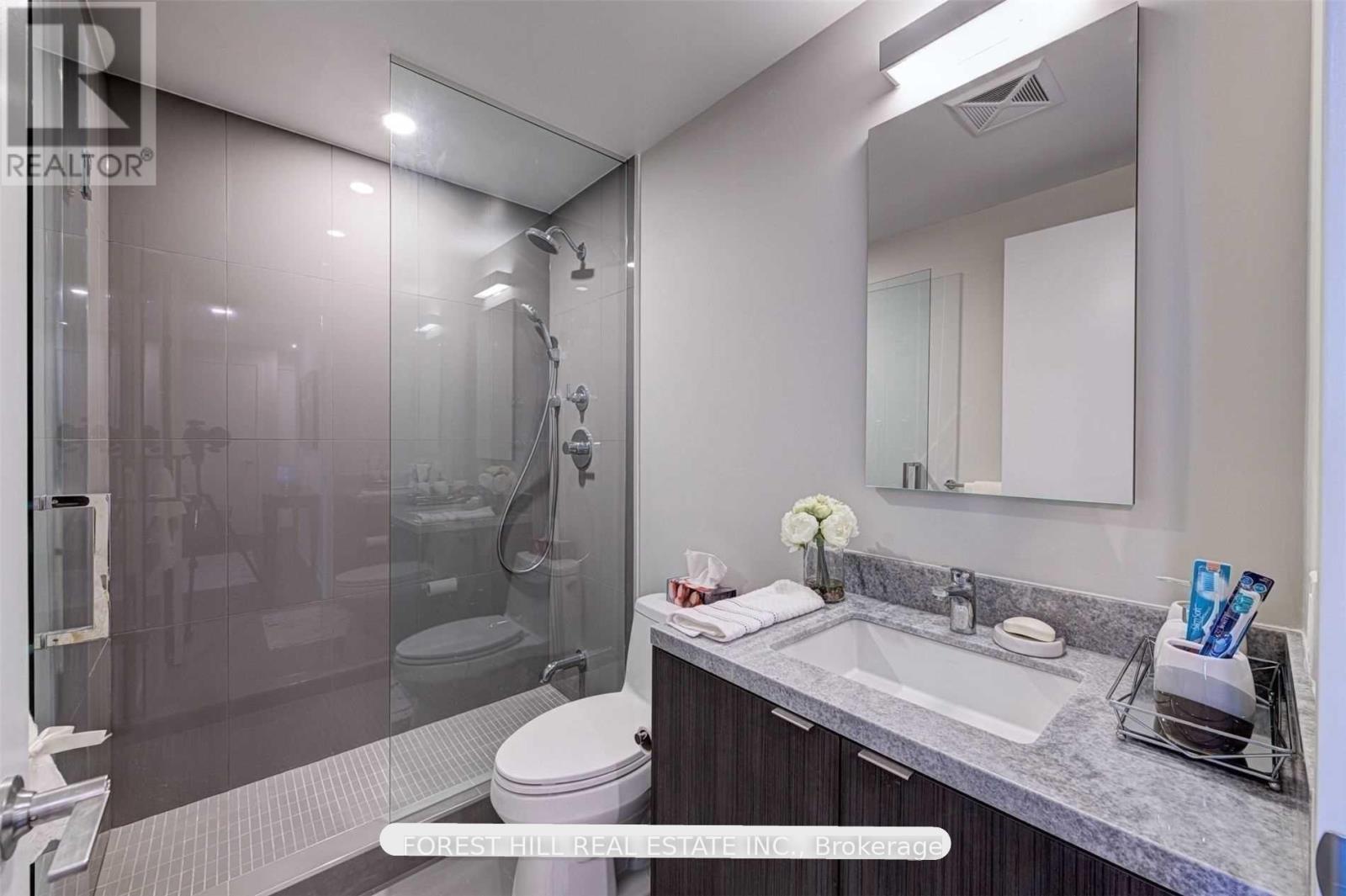 4102 - 115 Blue Jays Way Property Photo 2