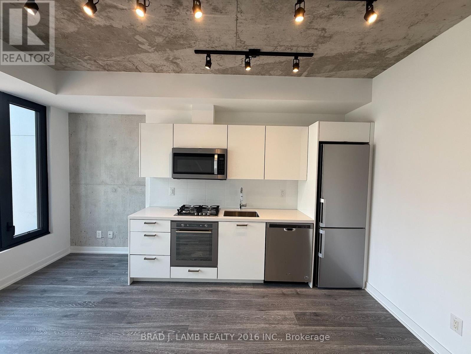 518 - 55 Ontario Street Property Photo 2