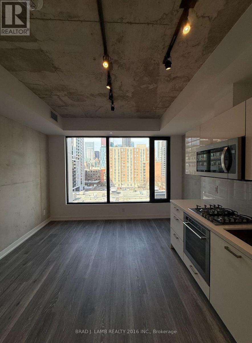 518 - 55 Ontario Street Property Photo 3