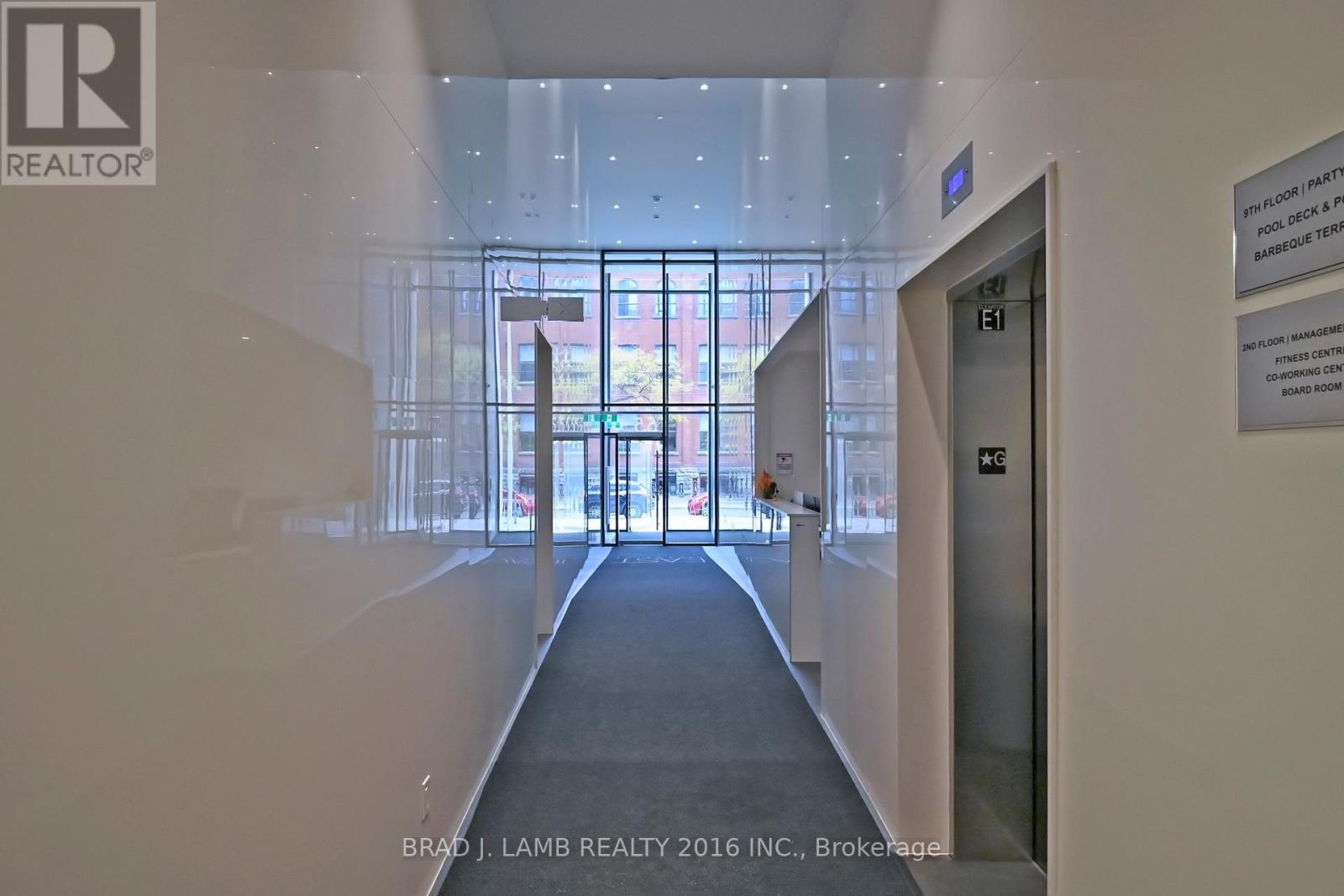518 - 55 Ontario Street Property Photo 7