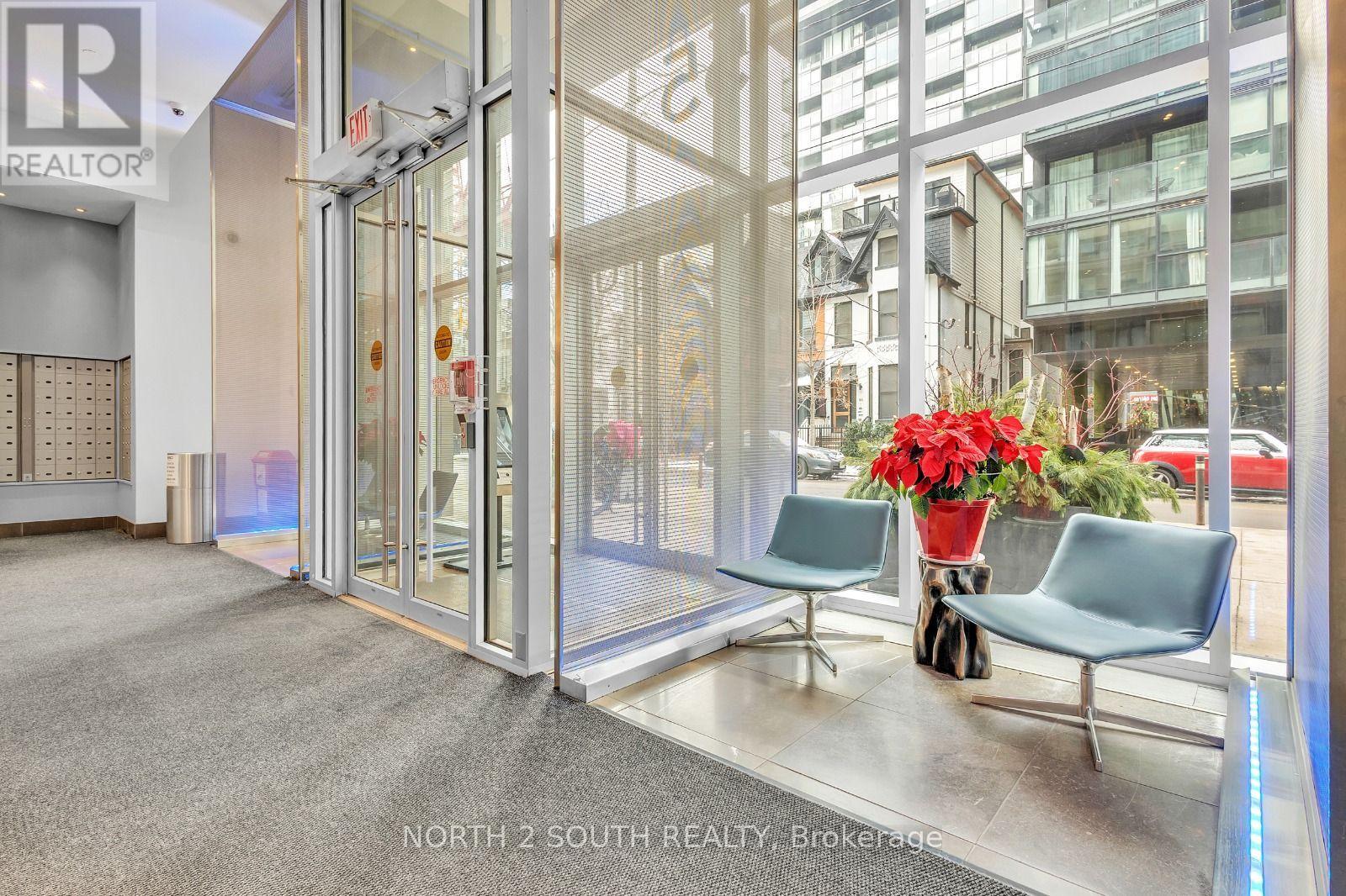 524 - 55 Stewart Street Property Photo 2