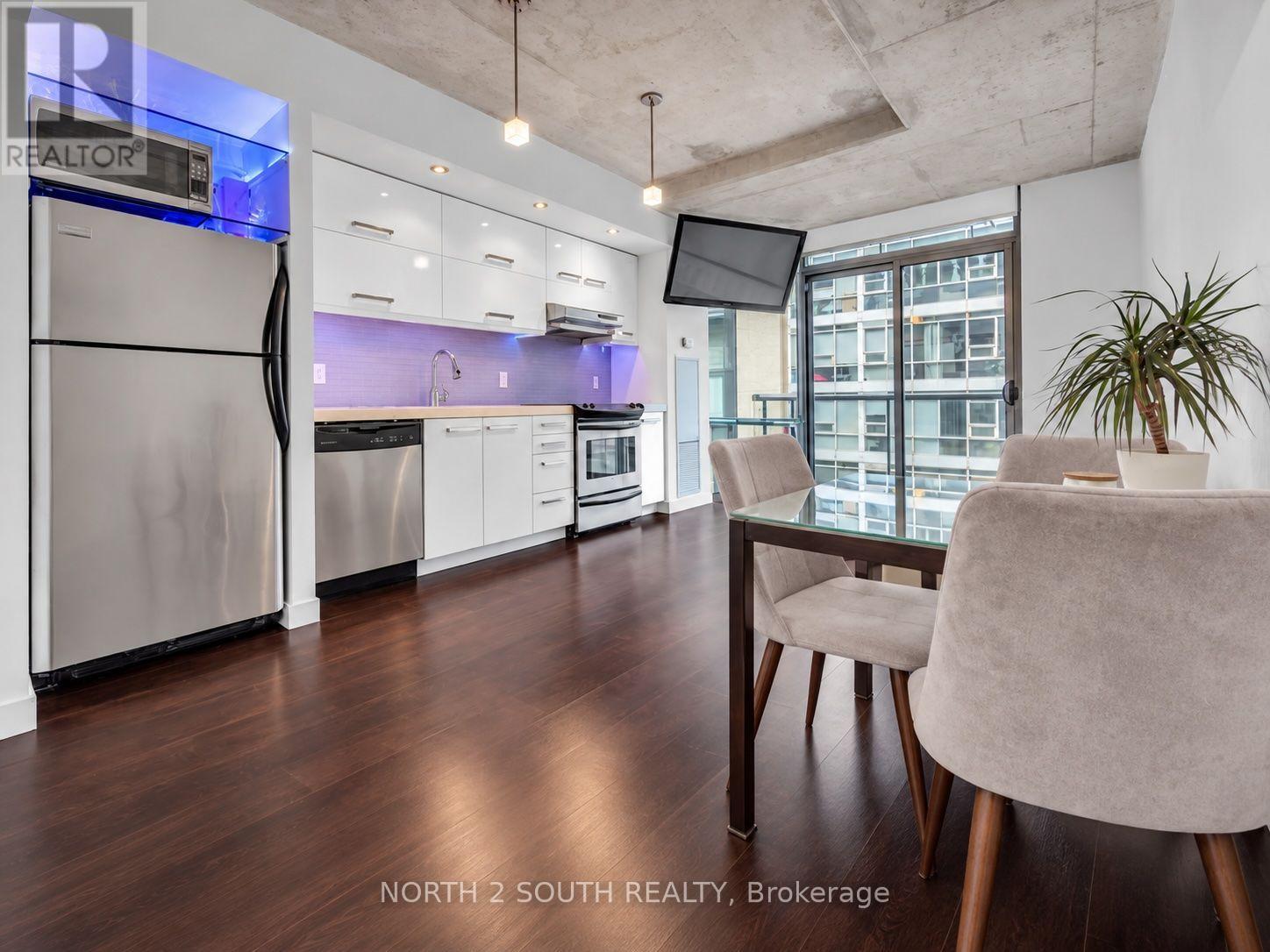 524 - 55 Stewart Street Property Photo 6