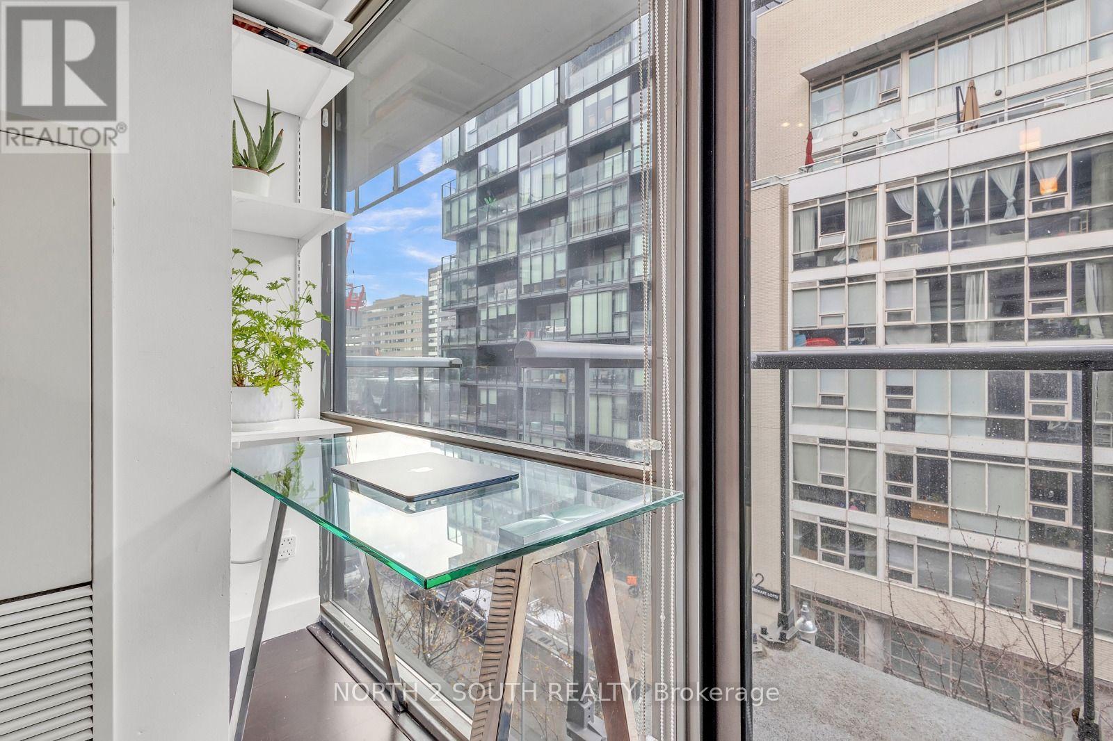 524 - 55 Stewart Street Property Photo 10