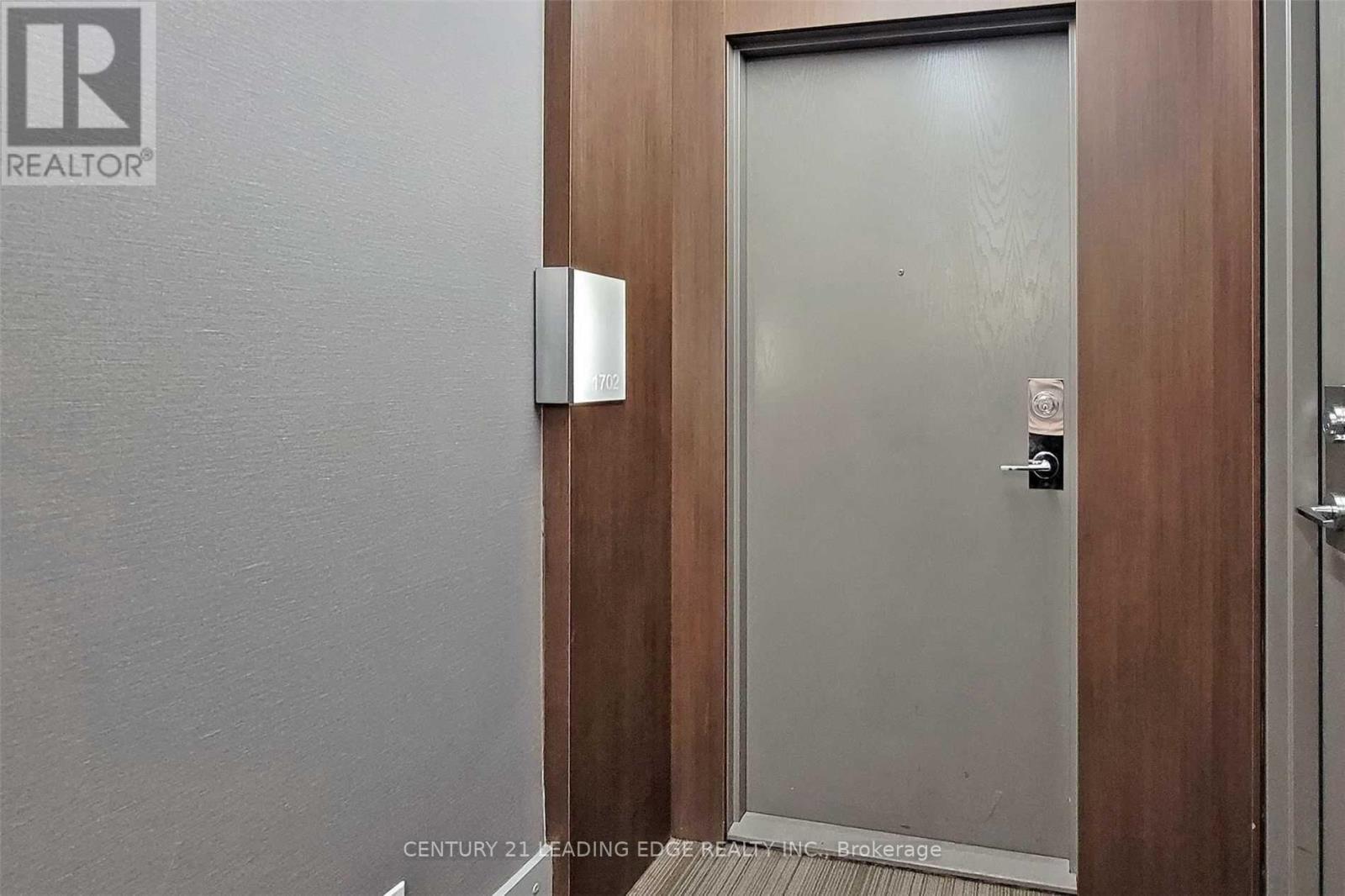 1702 - 21 Widmer Street Property Photo 4