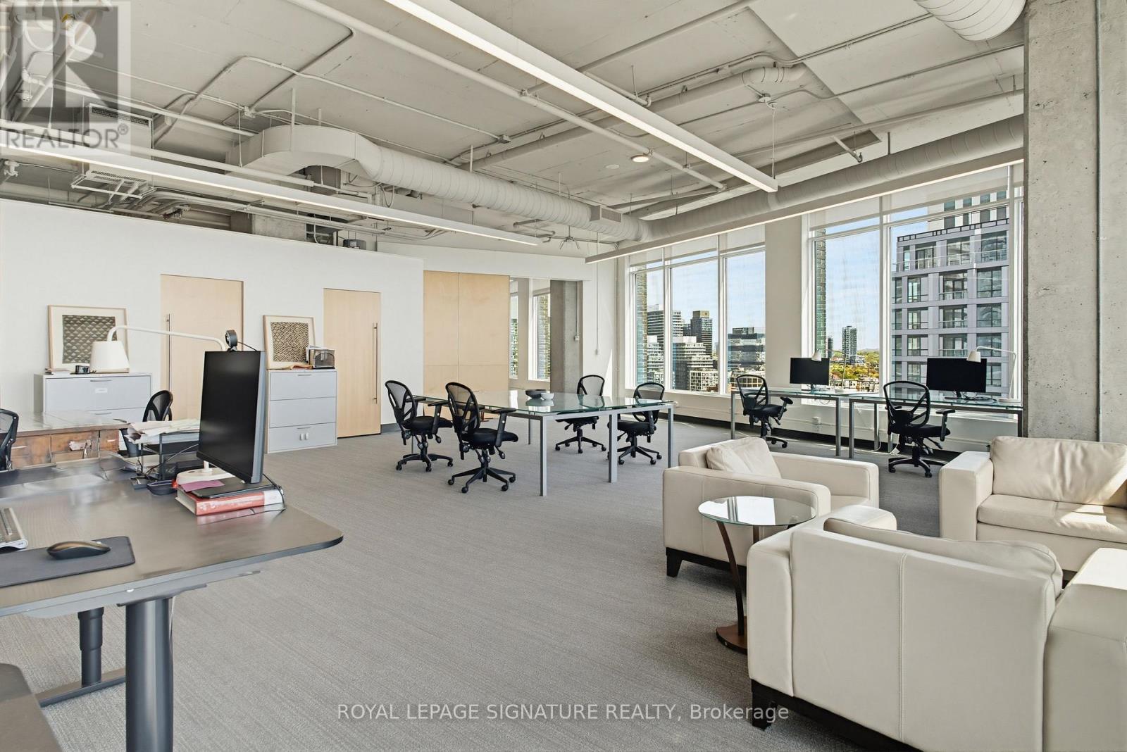 1306-1312 - 130 Queens Quay E Property Photo 4