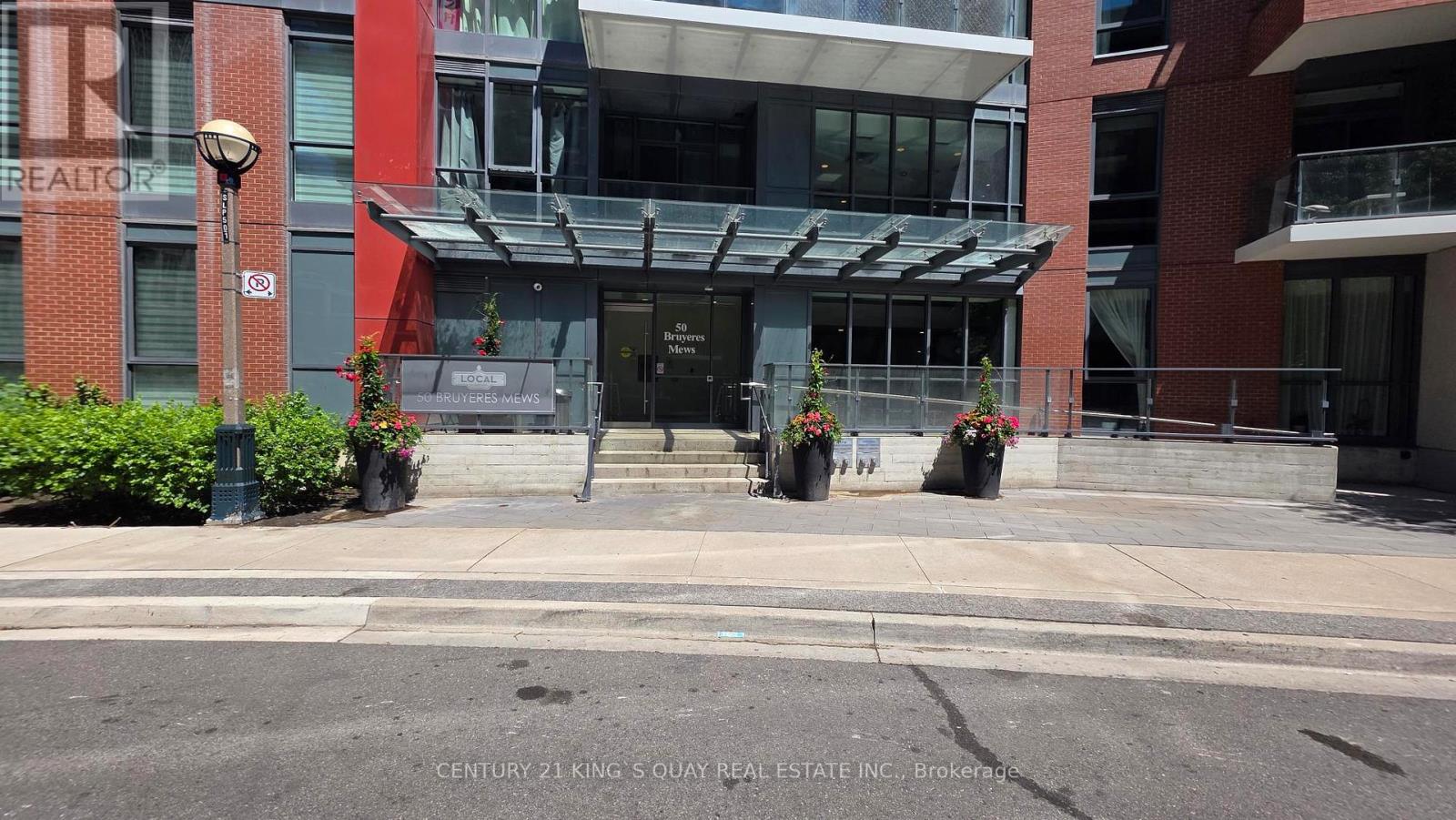 310 - 50 Bruyeres Mews Property Photo 2