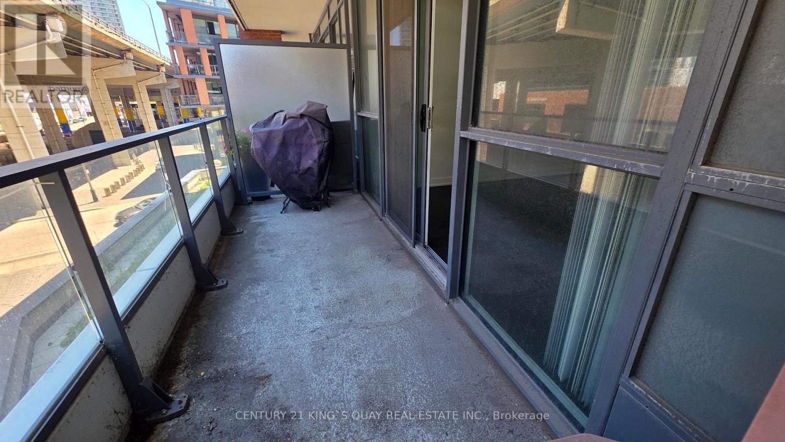 310 - 50 Bruyeres Mews Property Photo 11