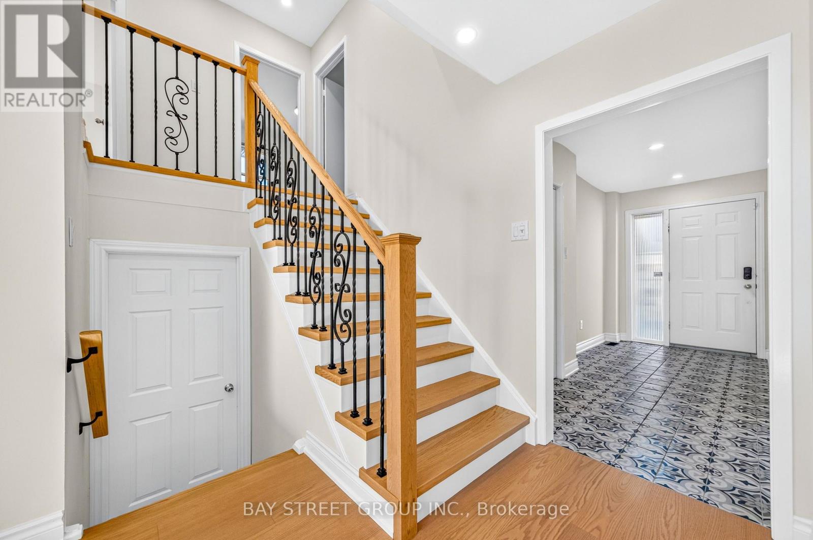 203 Cassandra Boulevard Property Photo 19