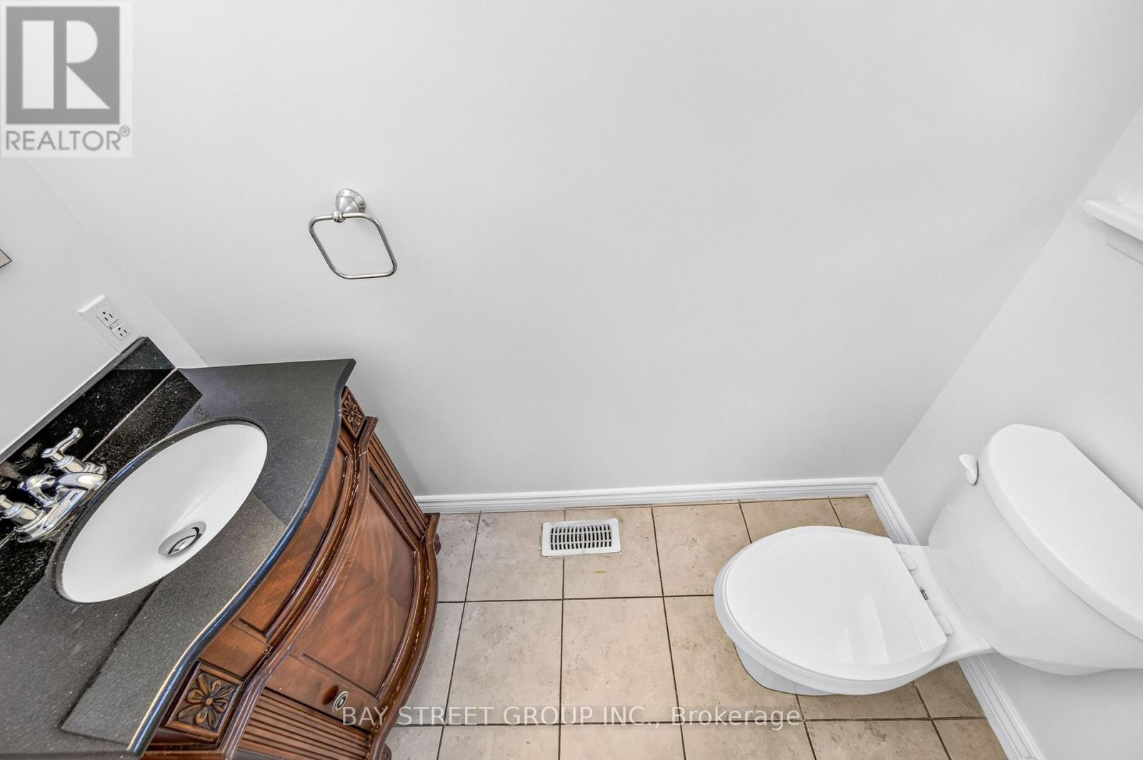 203 Cassandra Boulevard Property Photo 32