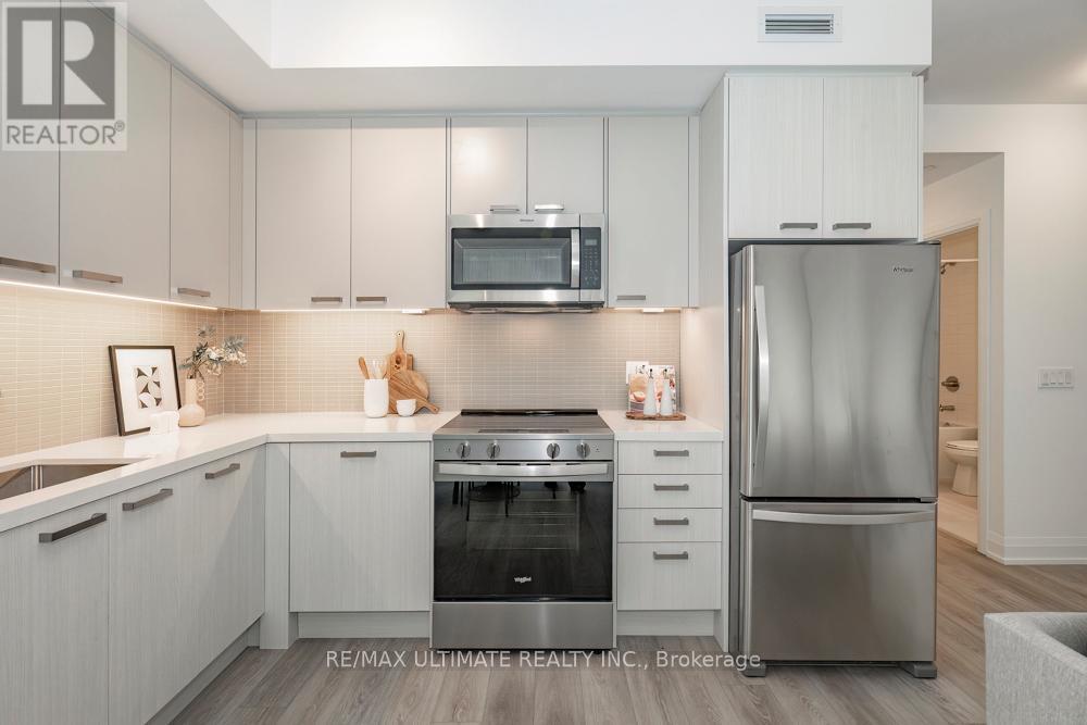 1008 - 20 Soudan Avenue Property Photo 4